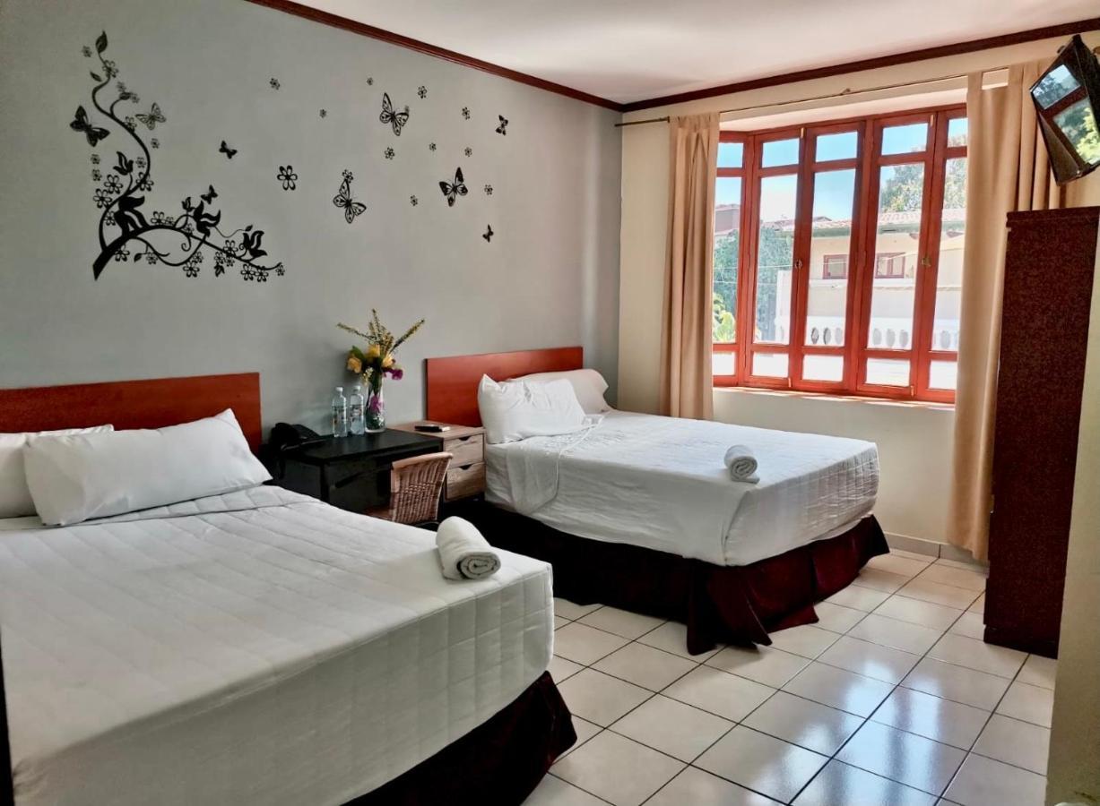 Hotel Fotherhouse San Salvador Esterno foto