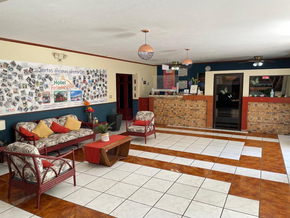 Hotel Fotherhouse San Salvador Esterno foto
