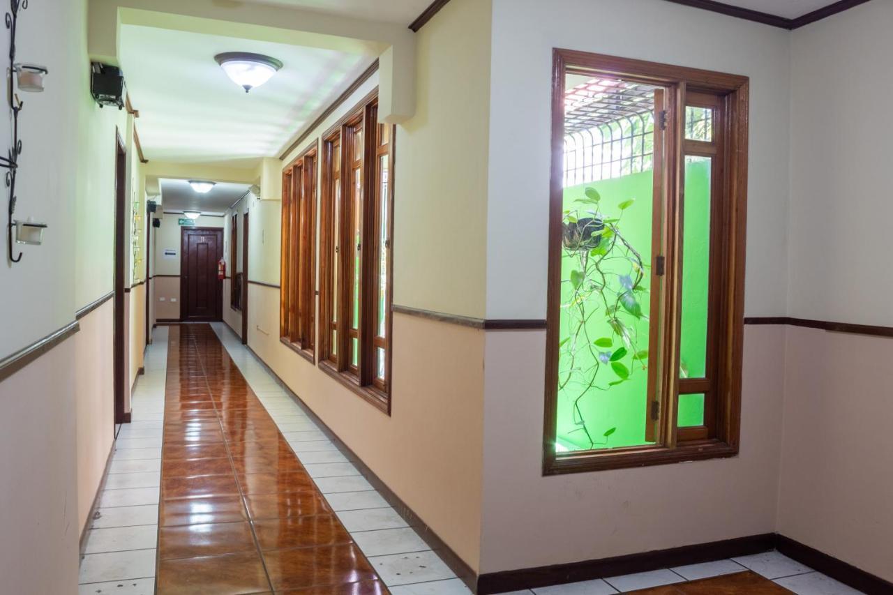 Hotel Fotherhouse San Salvador Esterno foto