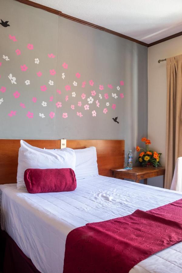 Hotel Fotherhouse San Salvador Esterno foto