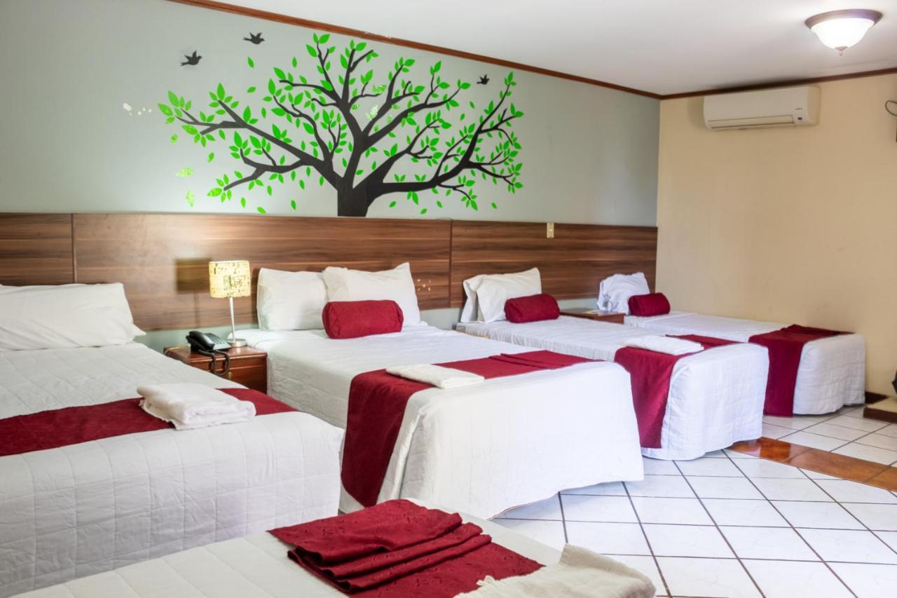 Hotel Fotherhouse San Salvador Esterno foto