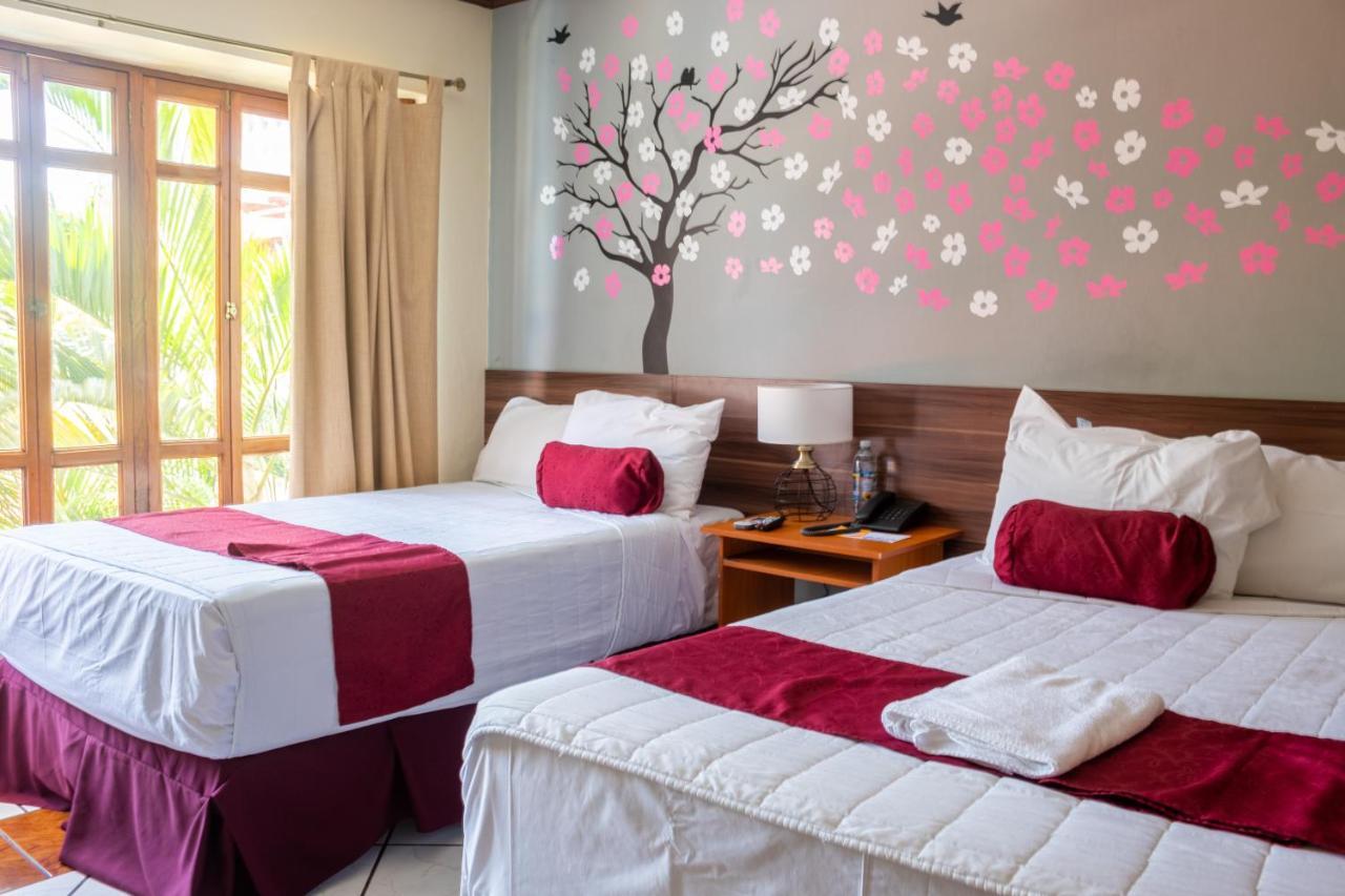 Hotel Fotherhouse San Salvador Esterno foto
