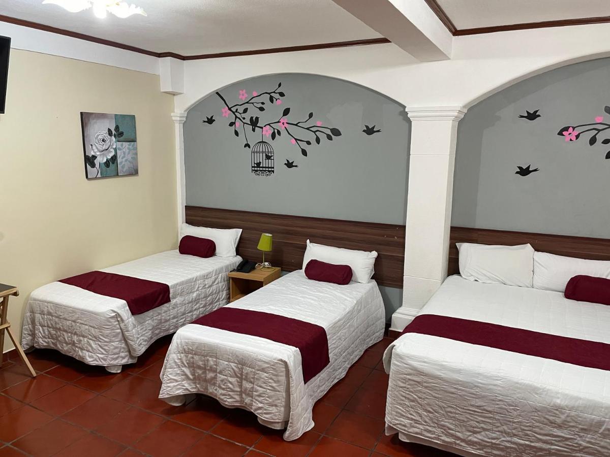 Hotel Fotherhouse San Salvador Esterno foto
