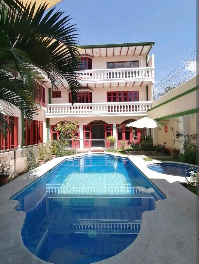 Hotel Fotherhouse San Salvador Esterno foto
