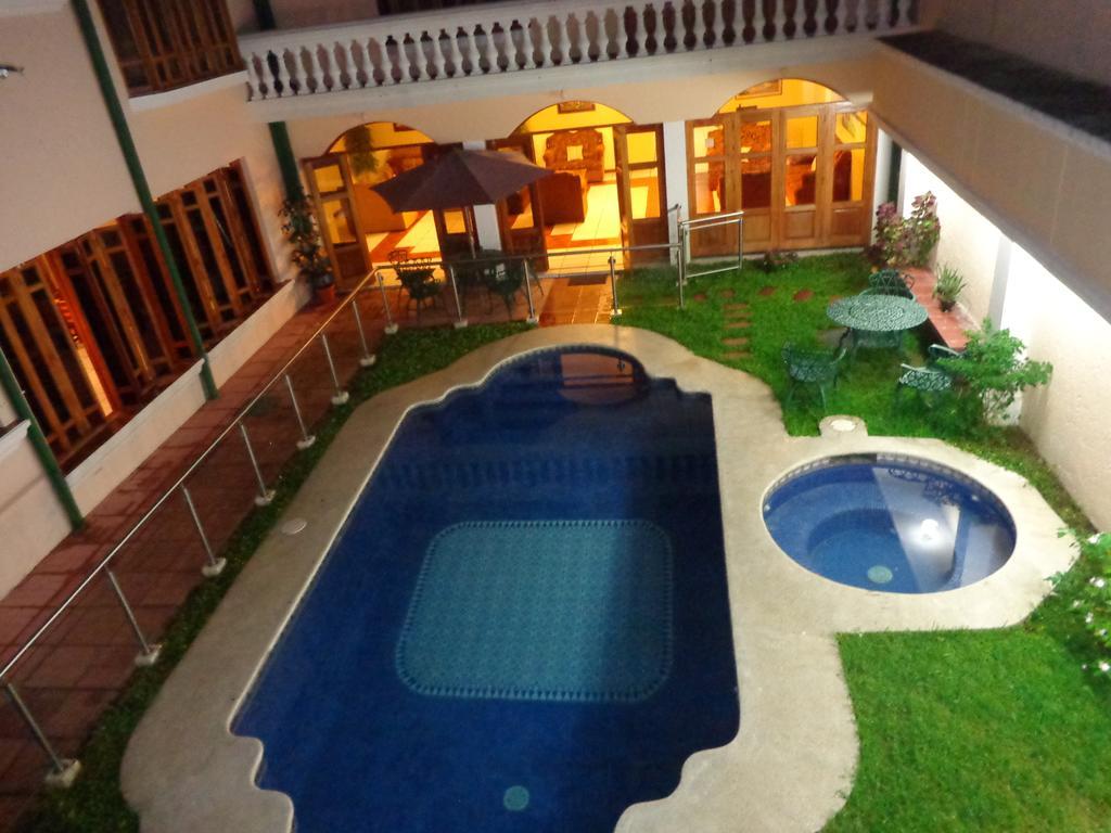 Hotel Fotherhouse San Salvador Esterno foto