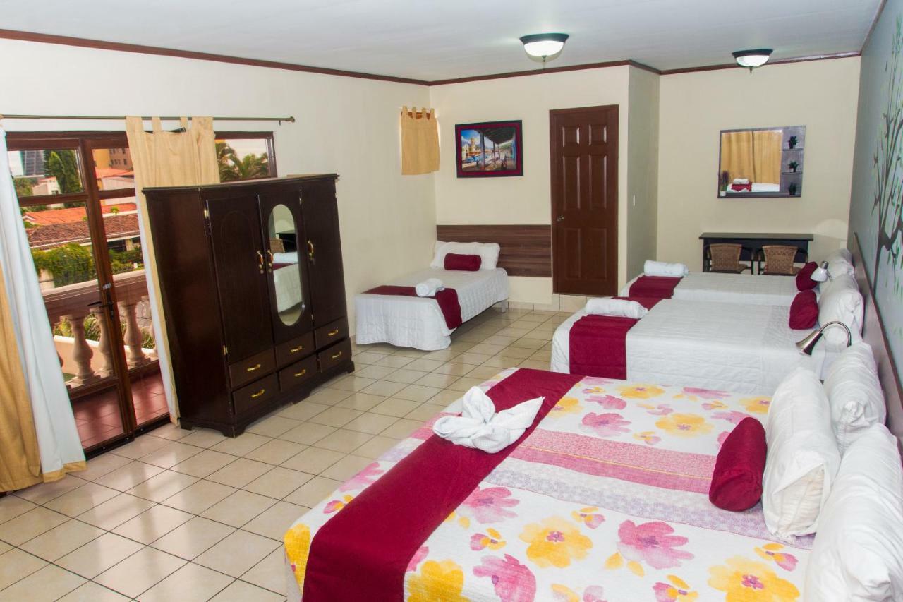 Hotel Fotherhouse San Salvador Esterno foto
